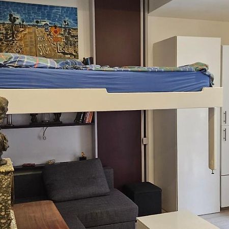 Studio 22M2 A Ivry/Seine-A 200 Metres De Paris. Proche Metro 7 Eksteriør bilde